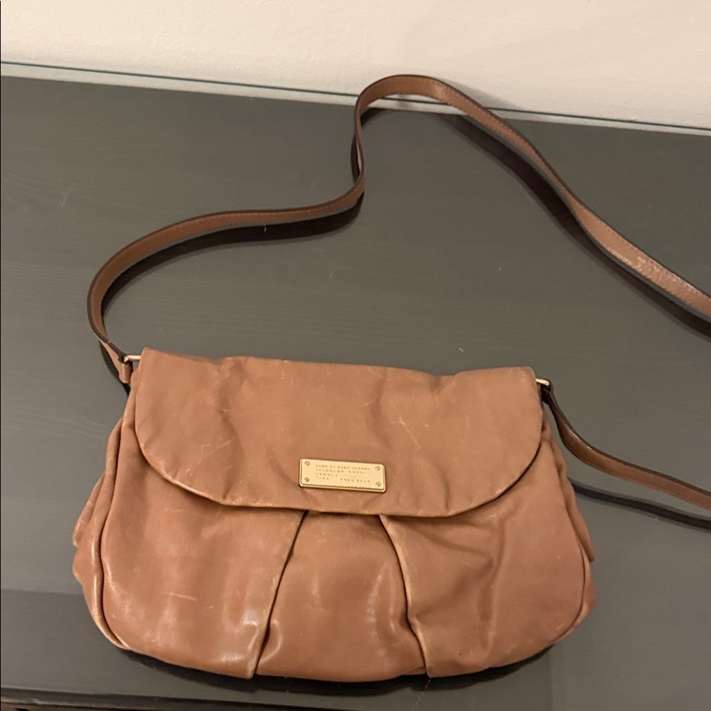 Marc Jacob’s Mauve Leather Crossbody Bag